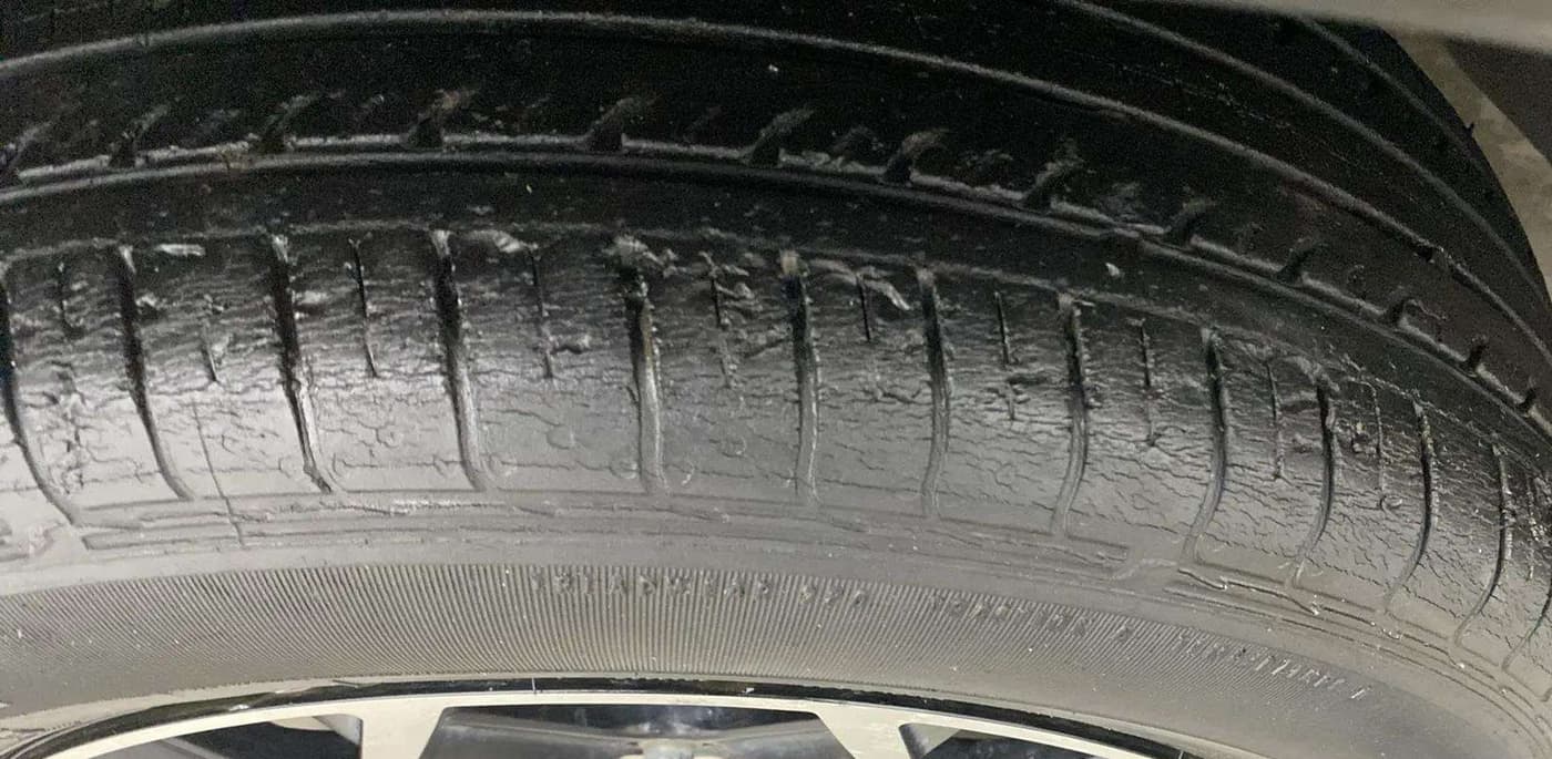 2020 Hyundai VENUE S 1.0 TURBO DCT, Petrol, Automatic, 25,505 km, Left Front Tyre Tread