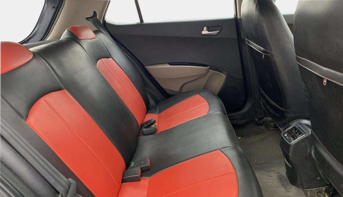 2019 Hyundai Grand i10 SPORTZ 1.2 KAPPA VTVT, Petrol, Manual, 35,448 km, Right Side Rear Door Cabin