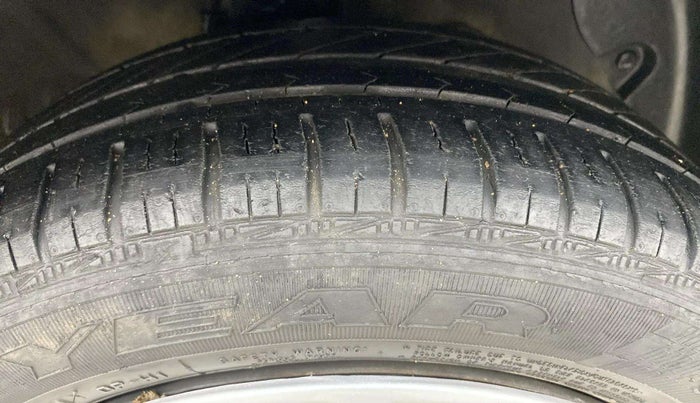 2019 Hyundai Grand i10 SPORTZ 1.2 KAPPA VTVT, Petrol, Manual, 35,448 km, Right Front Tyre Tread