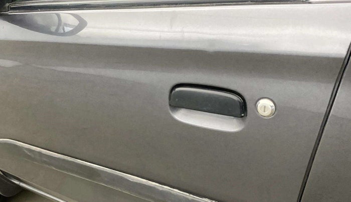 2015 Maruti Alto K10 LXI, Petrol, Manual, 11,701 km, Front passenger door - Minor scratches
