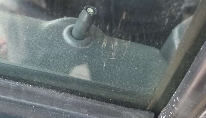 2015 Maruti Alto K10 LXI, Petrol, Manual, 11,701 km, Lock system - Door lock knob has minor damage