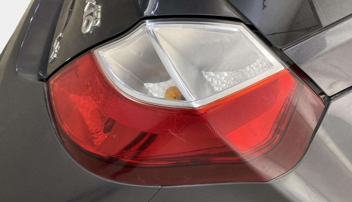 2015 Maruti Alto K10 LXI, Petrol, Manual, 11,701 km, Right tail light - Minor damage