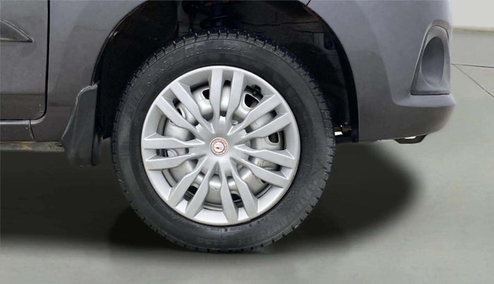 2015 Maruti Alto K10 LXI, Petrol, Manual, 11,701 km, Right Front Wheel