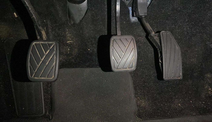 2023 Maruti Baleno ALPHA PETROL 1.2, Petrol, Manual, 45,552 km, Pedals