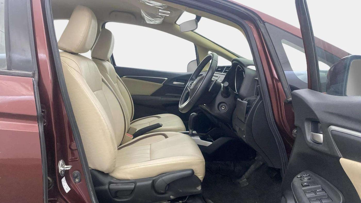 2017 Honda Jazz 1.2L I-VTEC V AT, Petrol, Automatic, 20,275 km, Right Side Front Door Cabin