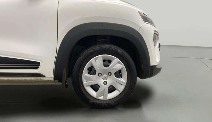2024 Renault Kwid RXT 1.0, Petrol, Manual, 22,646 km, Right Front Wheel