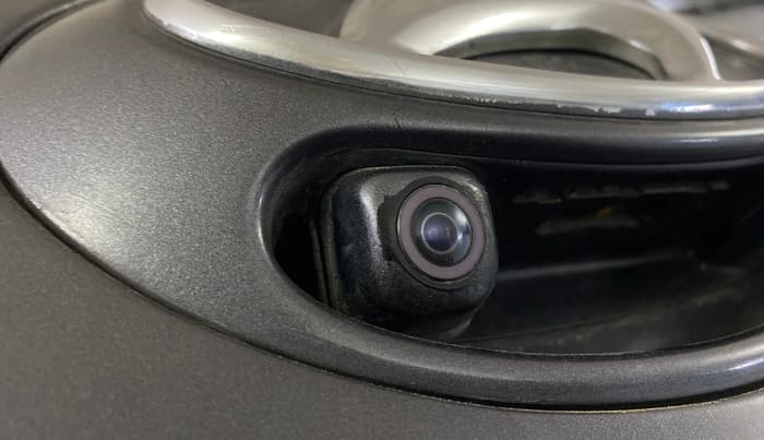 2017 Hyundai Grand i10 SPORTZ (O) 1.2 KAPPA VTVT, Petrol, Manual, 68,204 km, Parking Camera