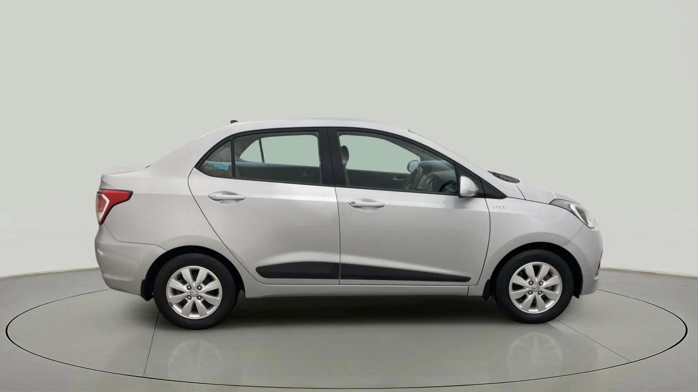 2015 Hyundai Xcent S (O) 1.2, Petrol, Manual, 35,208 km, Right Side View