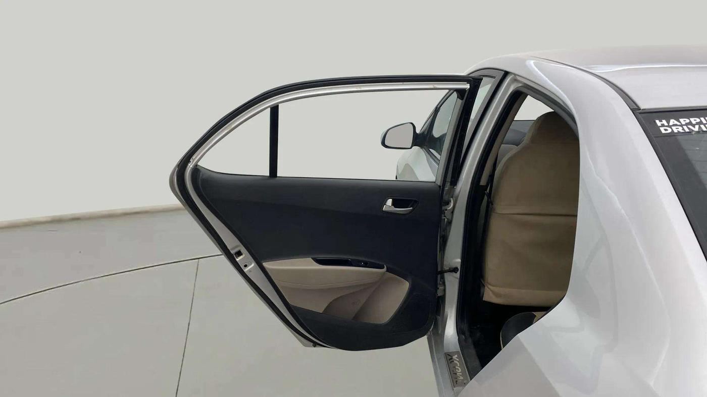 2015 Hyundai Xcent S (O) 1.2, Petrol, Manual, 35,208 km, LHS Rear Door