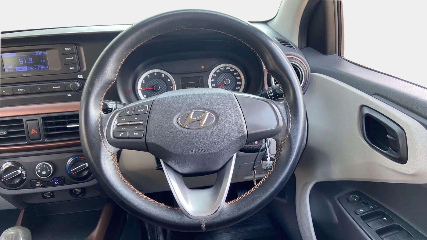 2021 Hyundai AURA S 1.2, Petrol, Manual, 36,467 km, Steering Wheel Close Up