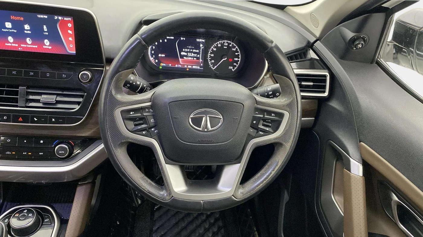 2020 Tata Harrier XZ PLUS 2.0L DUAL TONE, Diesel, Manual, 49,123 km, Steering Wheel Close Up
