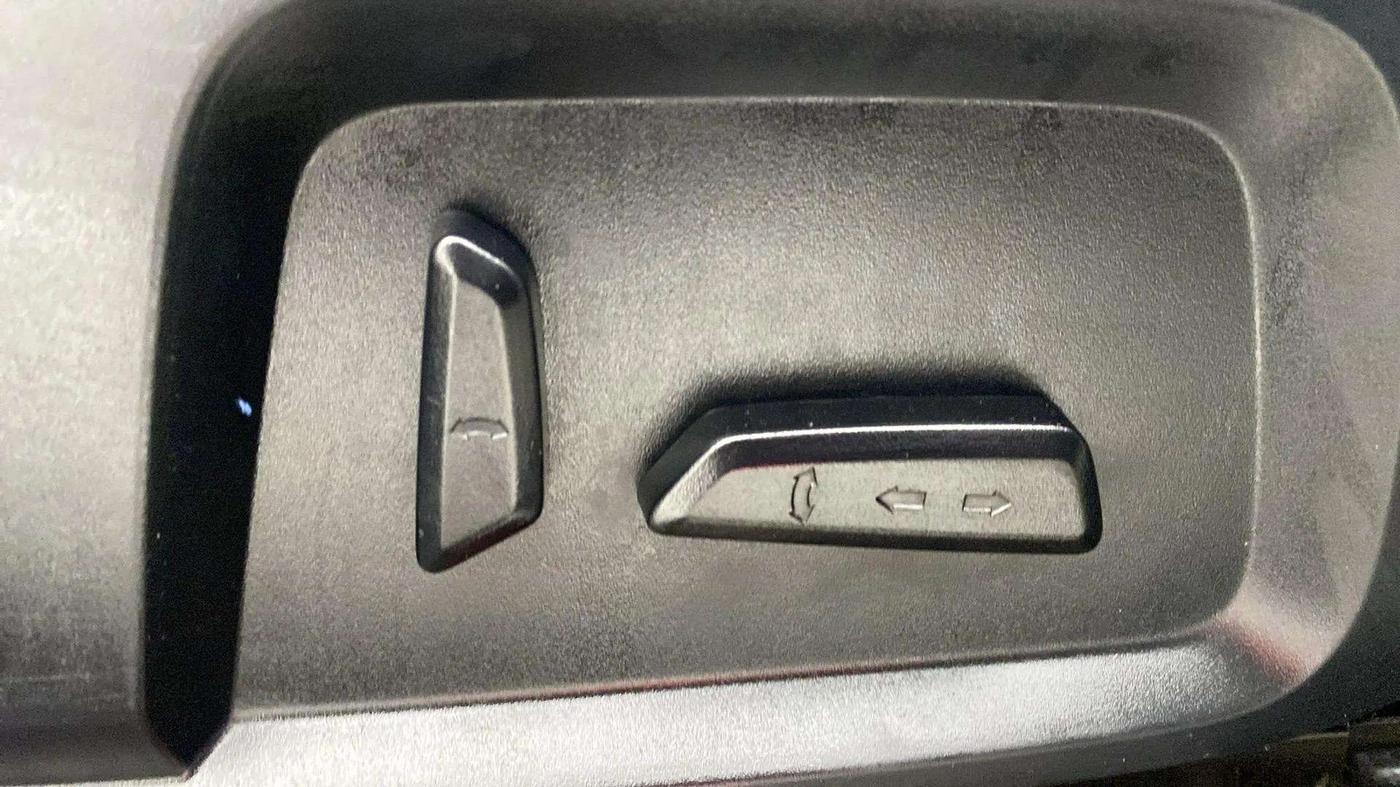 2020 Tata Harrier XZ PLUS 2.0L DUAL TONE, Diesel, Manual, 49,123 km, Driver Side Adjustment Panel