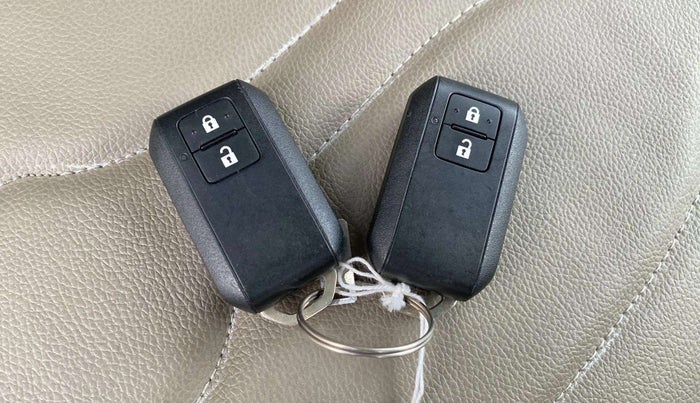 2024 Maruti Ertiga ZXI+ AT SHVS, Petrol, Automatic, 4,063 km, Key Close Up