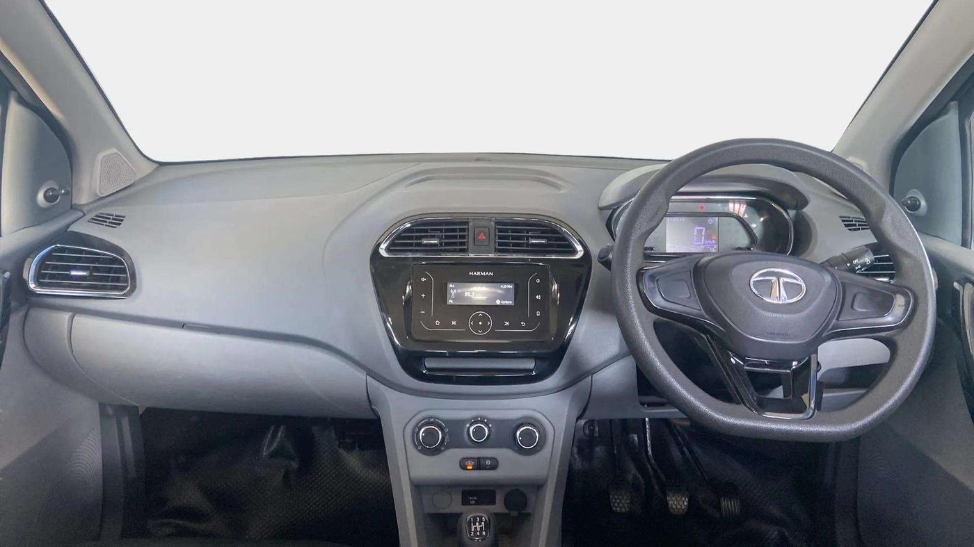 2020 Tata TIGOR XM PETROL, Petrol, Manual, 96,910 km, Dashboard