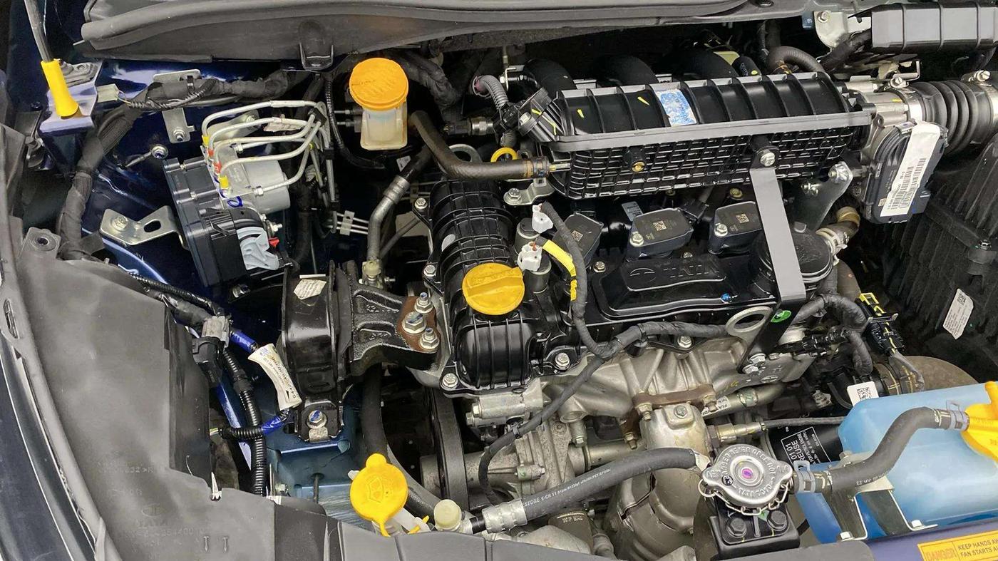 2023 Tata ALTROZ XM PLUS CNG, CNG, Manual, 13,159 km, Engine View - Right