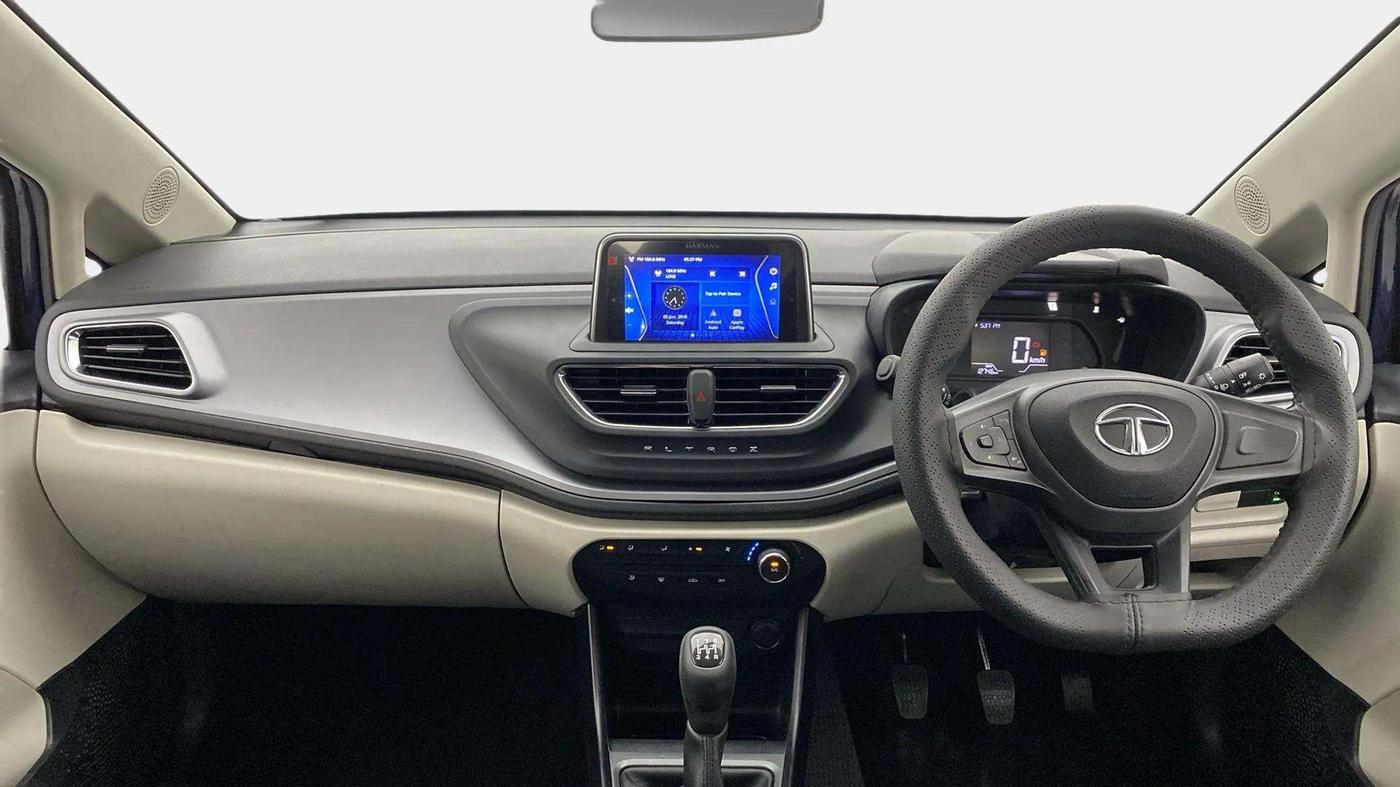 2023 Tata ALTROZ XM PLUS CNG, CNG, Manual, 13,159 km, Dashboard
