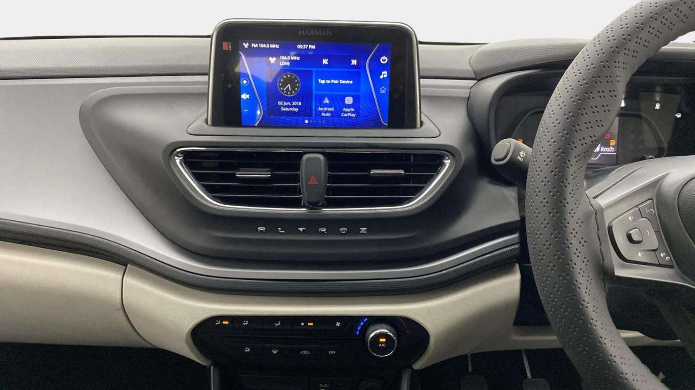 2023 Tata ALTROZ XM PLUS CNG, CNG, Manual, 13,159 km, Air Conditioner