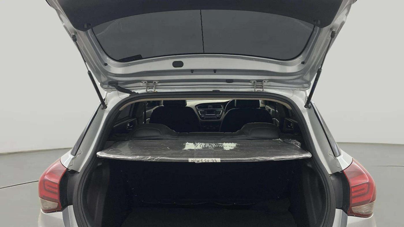 2019 Hyundai Elite i20 MAGNA PLUS 1.2, Petrol, Manual, 47,049 km, Boot Door Open