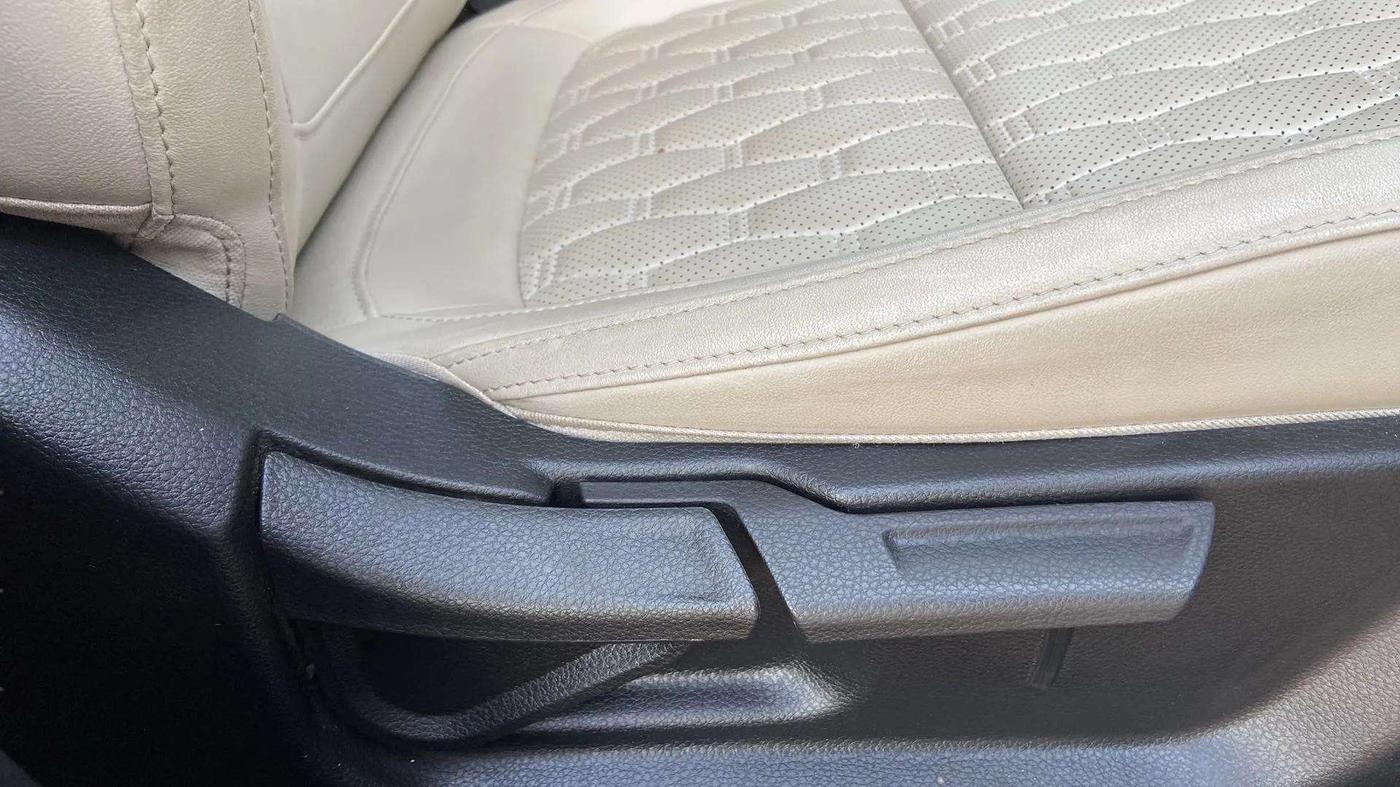 2020 KIA SELTOS HTX IVT 1.5 PETROL, Petrol, Automatic, 21,261 km, Driver Side Adjustment Panel