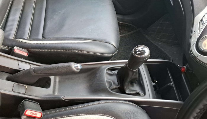 2021 Maruti Baleno DELTA PETROL 1.2, Petrol, Manual, 44,424 km, Gear Lever