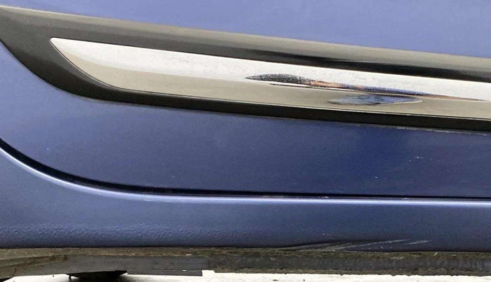 2019 Maruti Dzire VXI, Petrol, Manual, 72,444 km, Right running board - Slightly dented