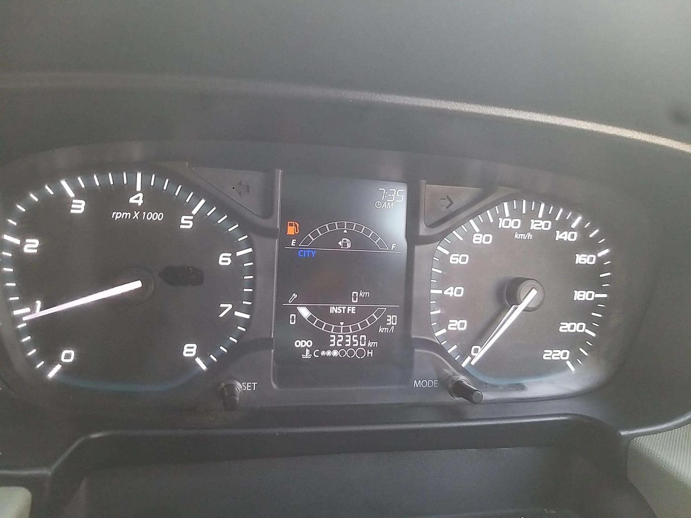 2021 Tata PUNCH ADVENTURE MT, Petrol, Manual, 32,350 km, Odometer Image
