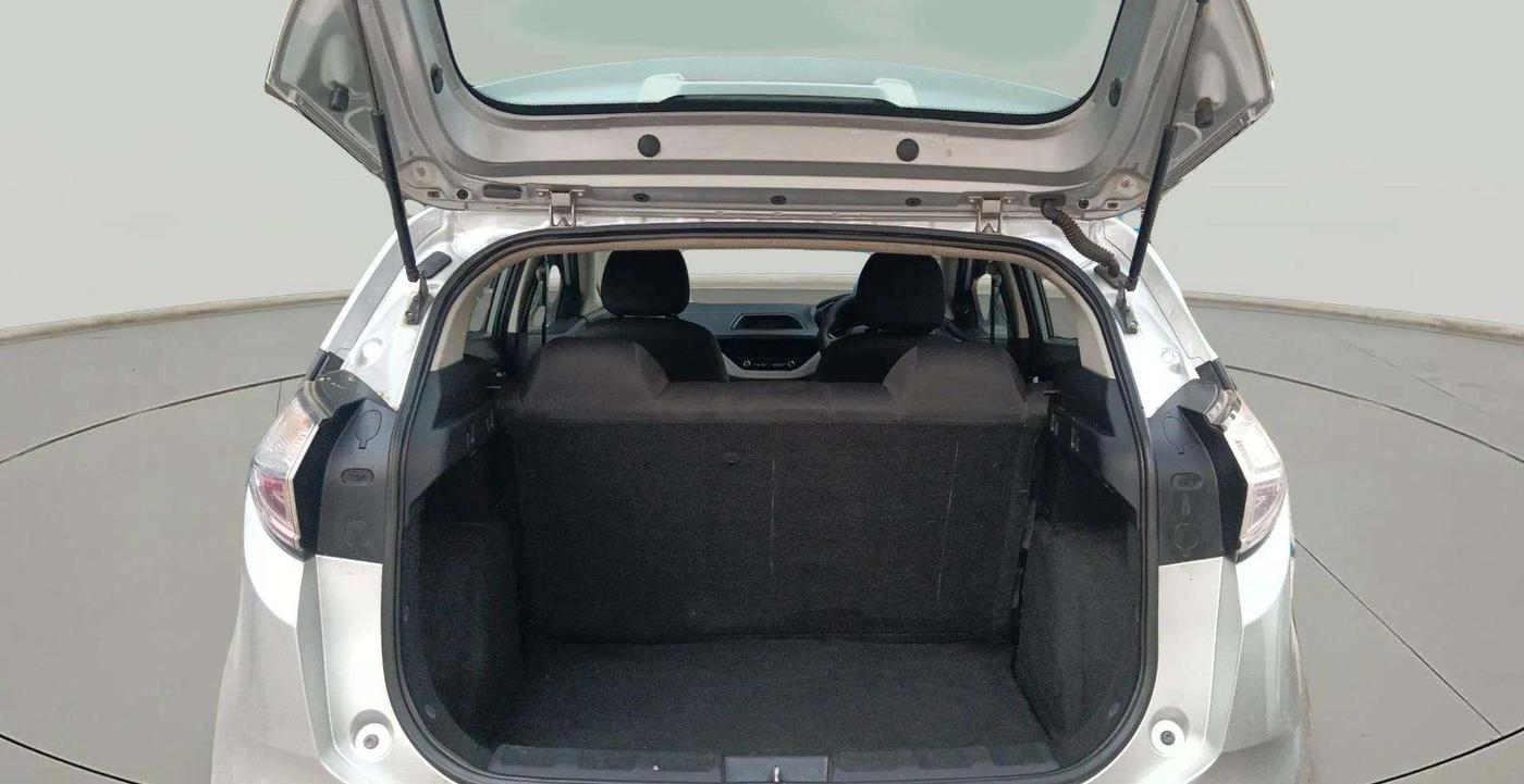 2017 Tata NEXON XM PETROL, Petrol, Manual, 63,978 km, Boot Inside
