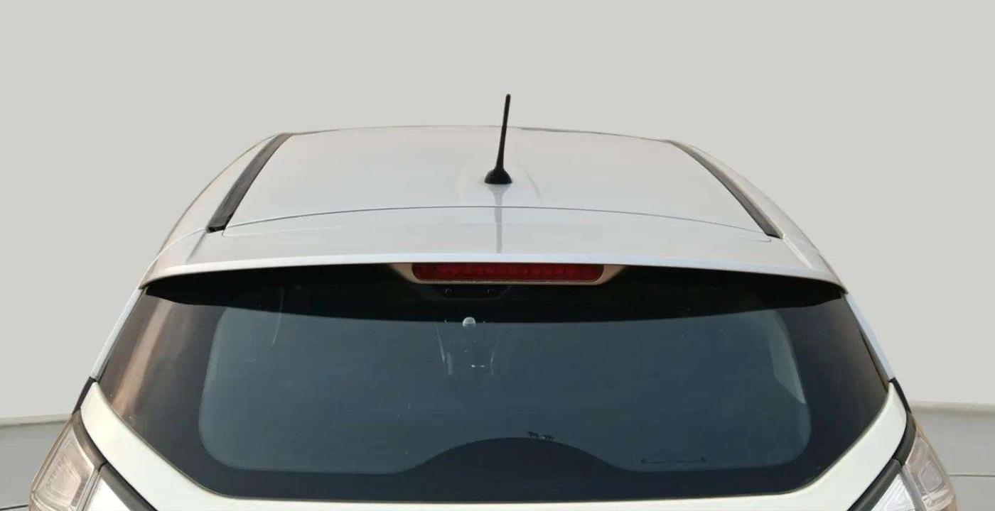 2017 Tata NEXON XM PETROL, Petrol, Manual, 63,978 km, Rear Windshield
