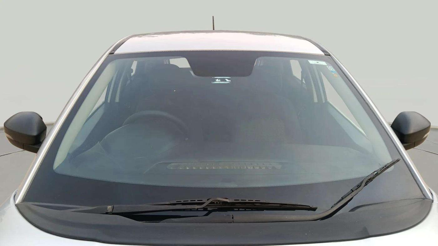 2017 Tata NEXON XM PETROL, Petrol, Manual, 63,978 km, Front Windshield