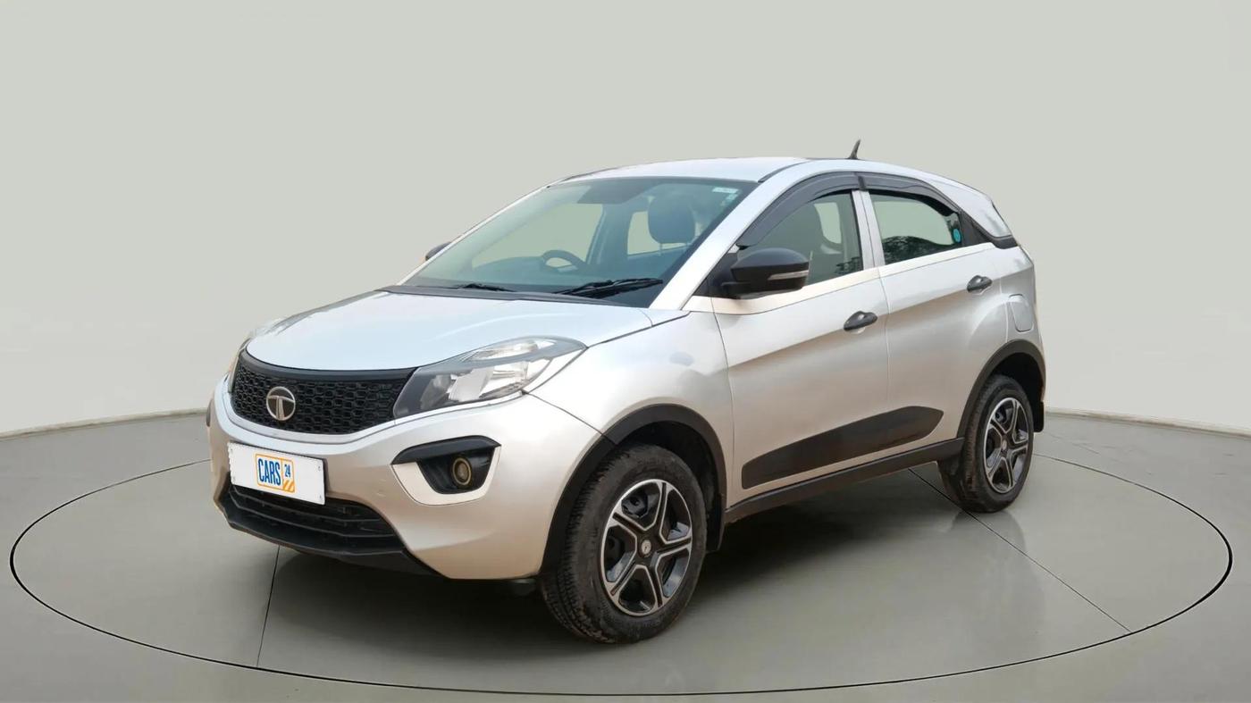 2017 Tata NEXON XM PETROL, Petrol, Manual, 63,978 km, Left Front Diagonal