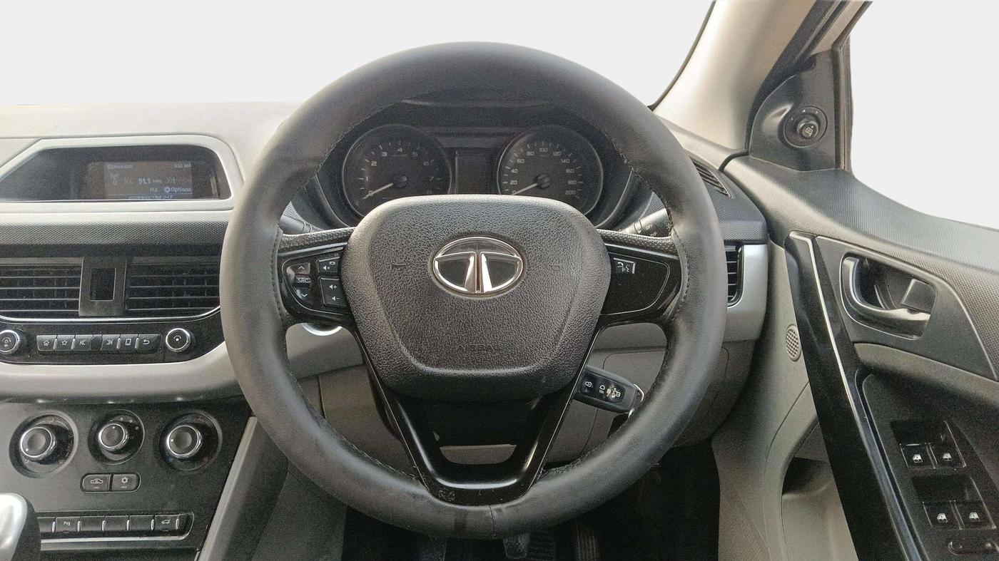 2017 Tata NEXON XM PETROL, Petrol, Manual, 63,978 km, Steering Wheel Close Up