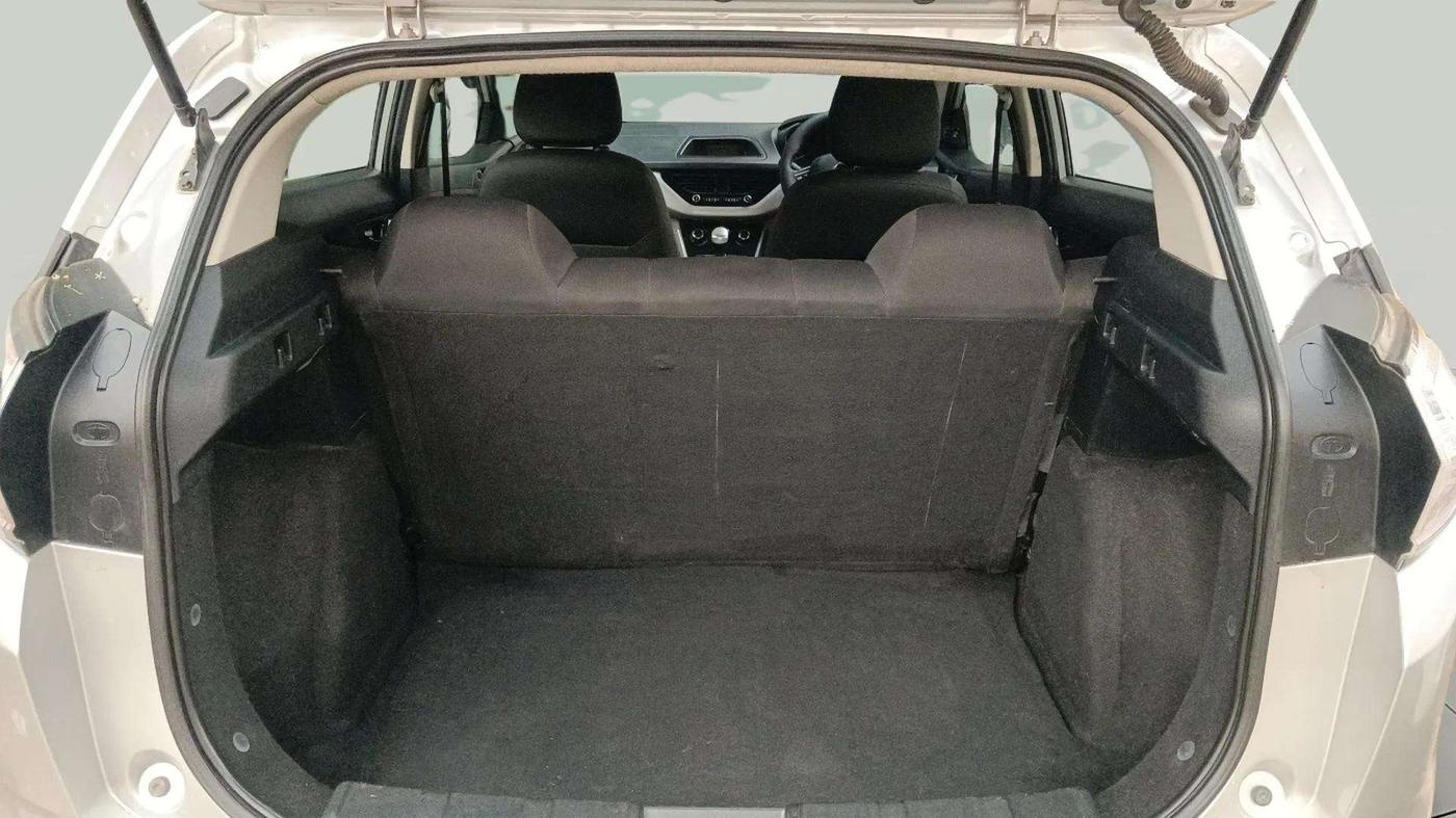 2017 Tata NEXON XM PETROL, Petrol, Manual, 63,978 km, Boot Open Zoomed View