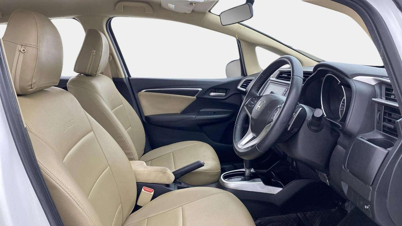 2019 Honda Jazz 1.2L I-VTEC VX CVT, Petrol, Automatic, 35,533 km, Right Side Front Door Cabin