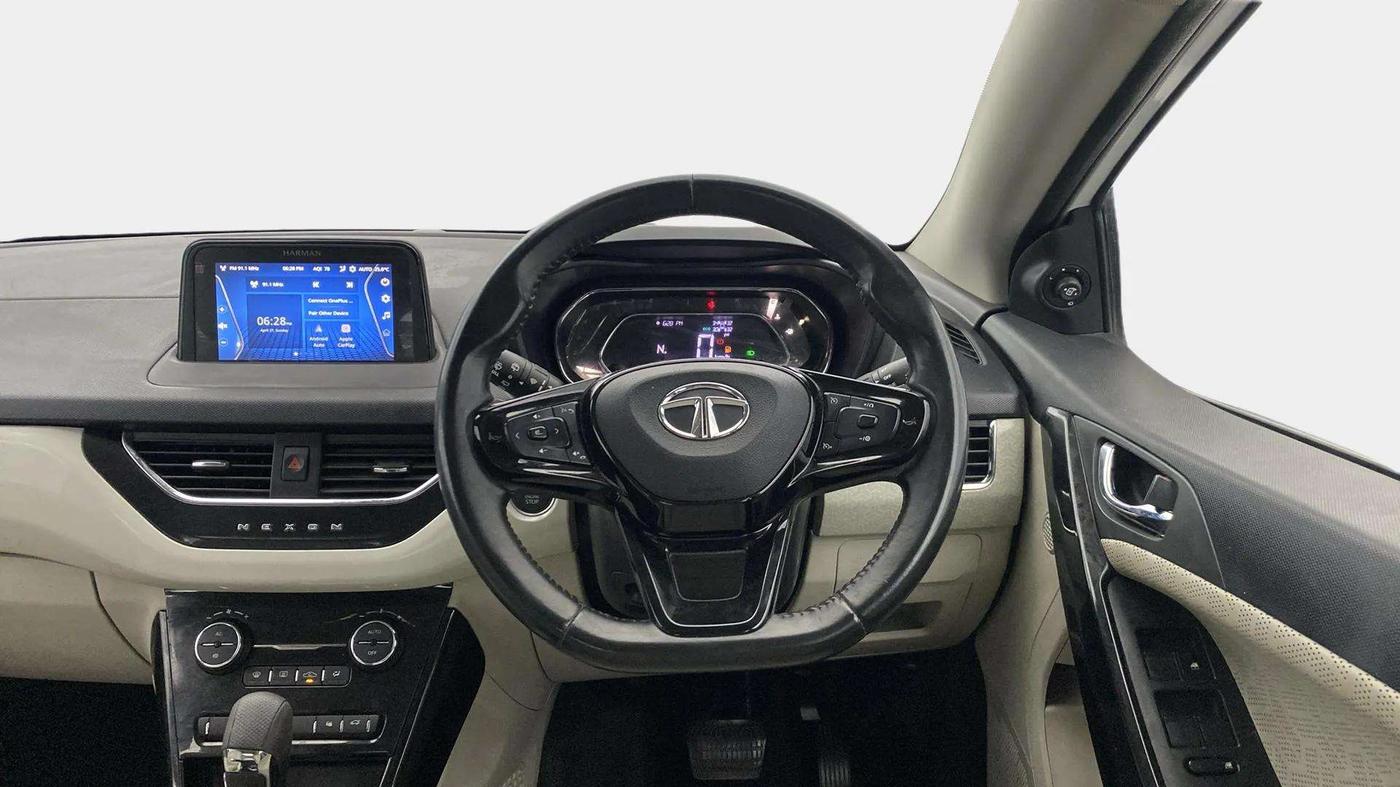 2023 Tata NEXON XZA PLUS LUXURY SUNROOF DIESEL, Diesel, Automatic, 25,664 km, Steering Wheel Close Up