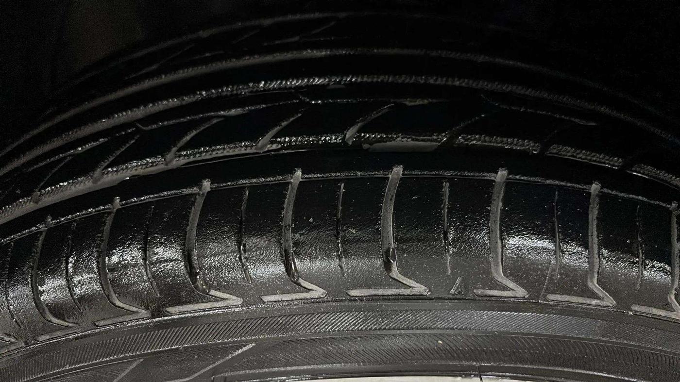 2016 Tata Tiago XZ PETROL, Petrol, Manual, 41,485 km, Left Front Tyre Tread