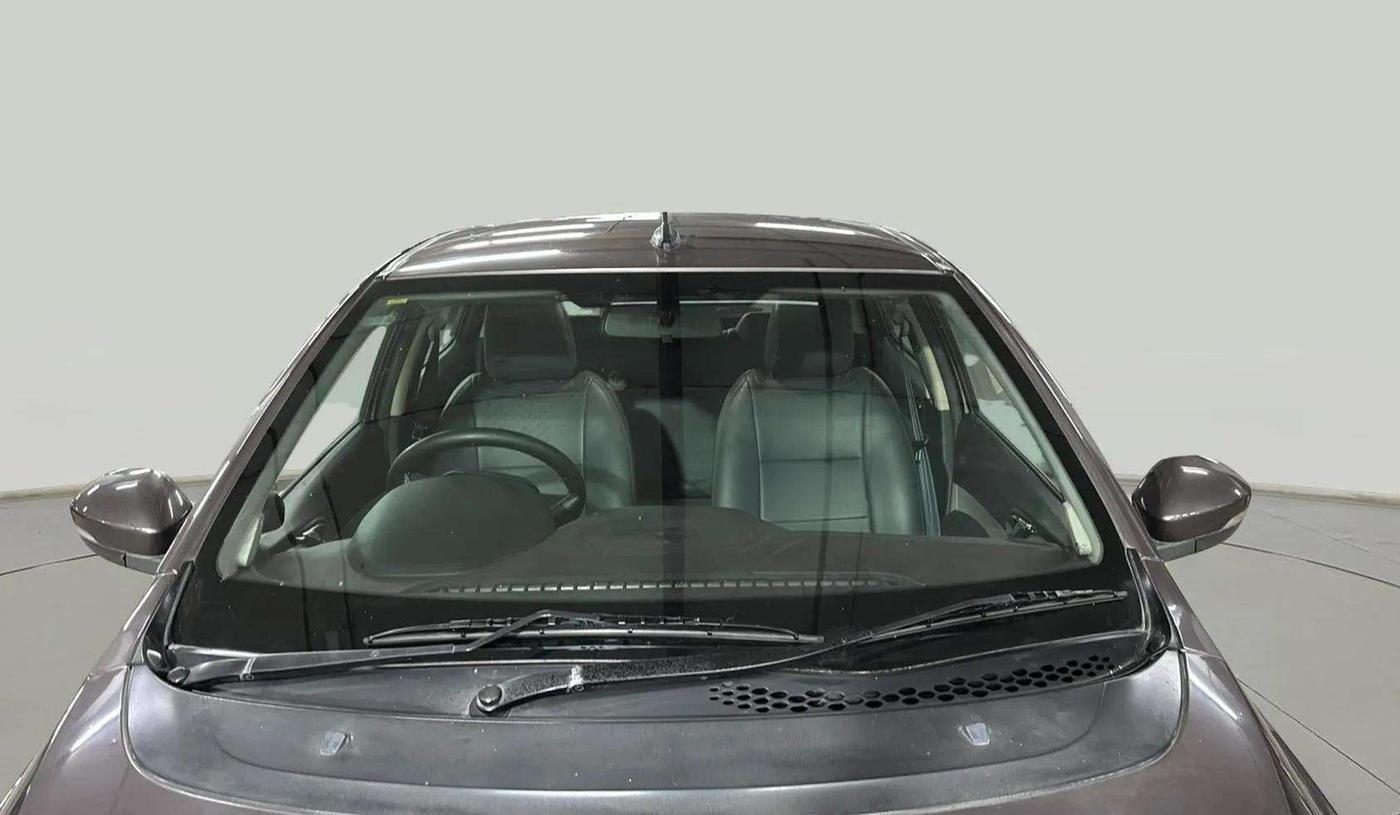 2016 Tata Tiago XZ PETROL, Petrol, Manual, 41,485 km, Front Windshield