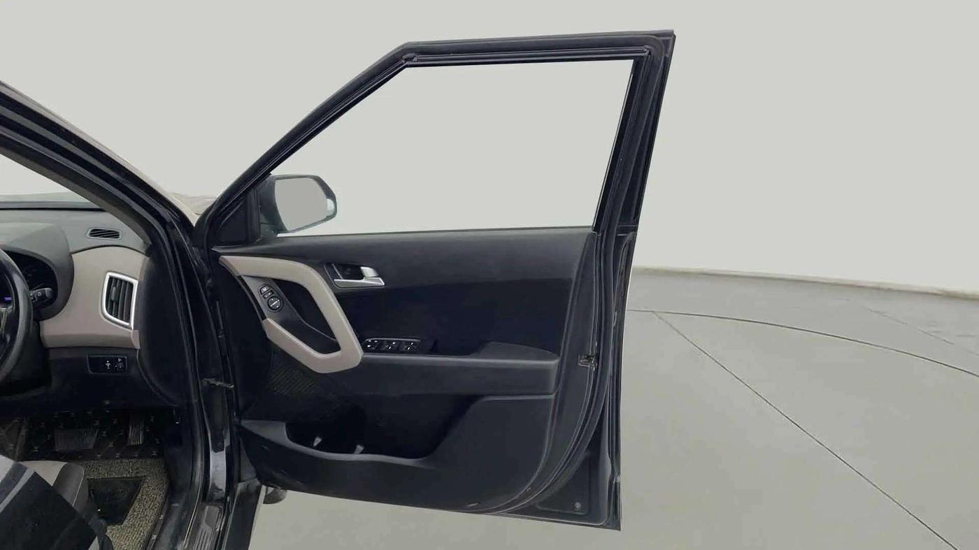 2018 Hyundai Creta SX AT 1.6 PETROL, Petrol, Automatic, 79,945 km, RHS Front Door