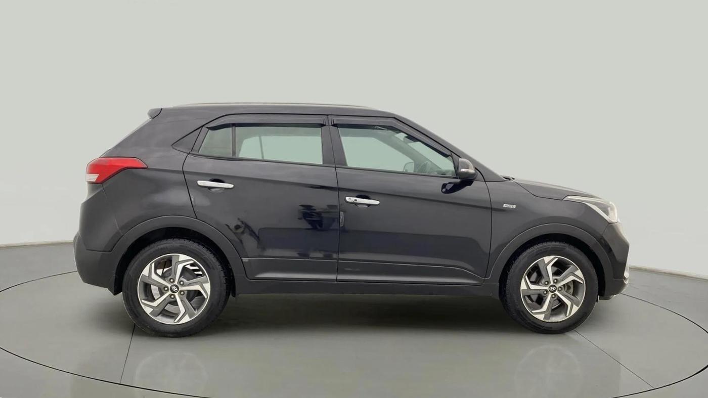 2018 Hyundai Creta SX AT 1.6 PETROL, Petrol, Automatic, 79,945 km, Right Side View