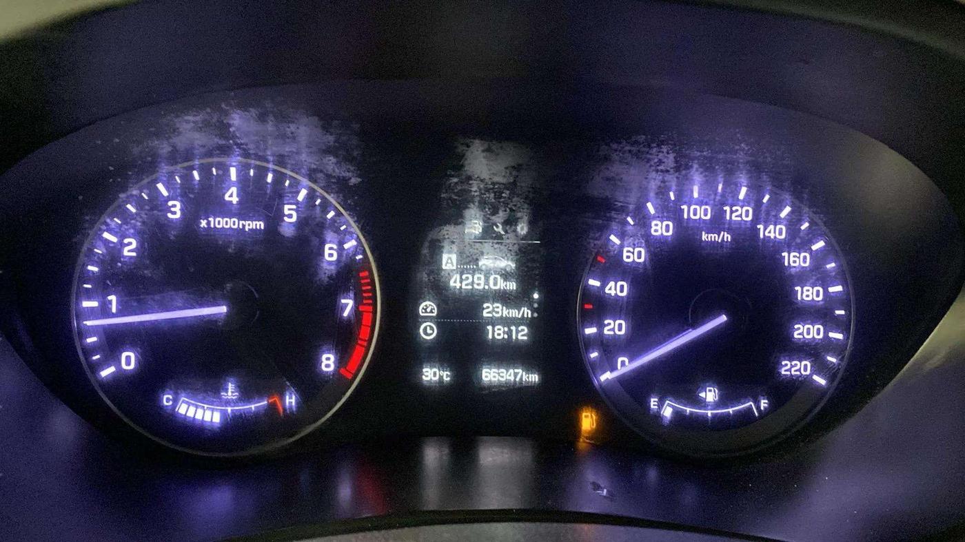 2017 Hyundai Elite i20 ASTA 1.2 (O), Petrol, Manual, 66,346 km, Odometer Image