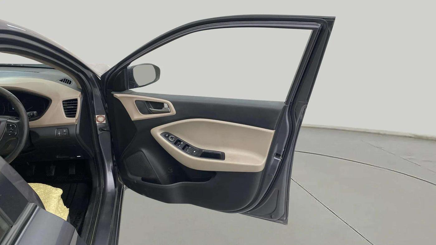 2017 Hyundai Elite i20 ASTA 1.2 (O), Petrol, Manual, 66,346 km, RHS Front Door