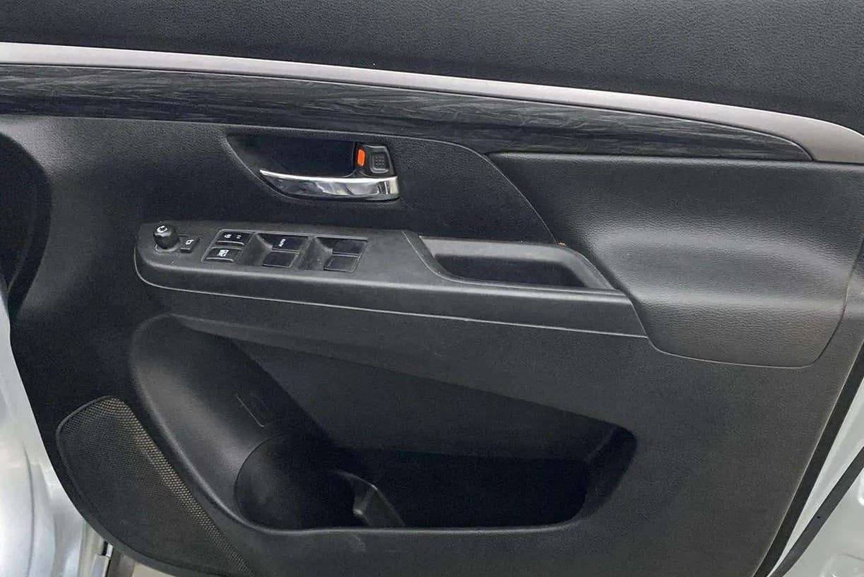2022 Maruti XL6 ZETA MT, Petrol, Manual, 84,429 km, Driver Side Door Panels Control