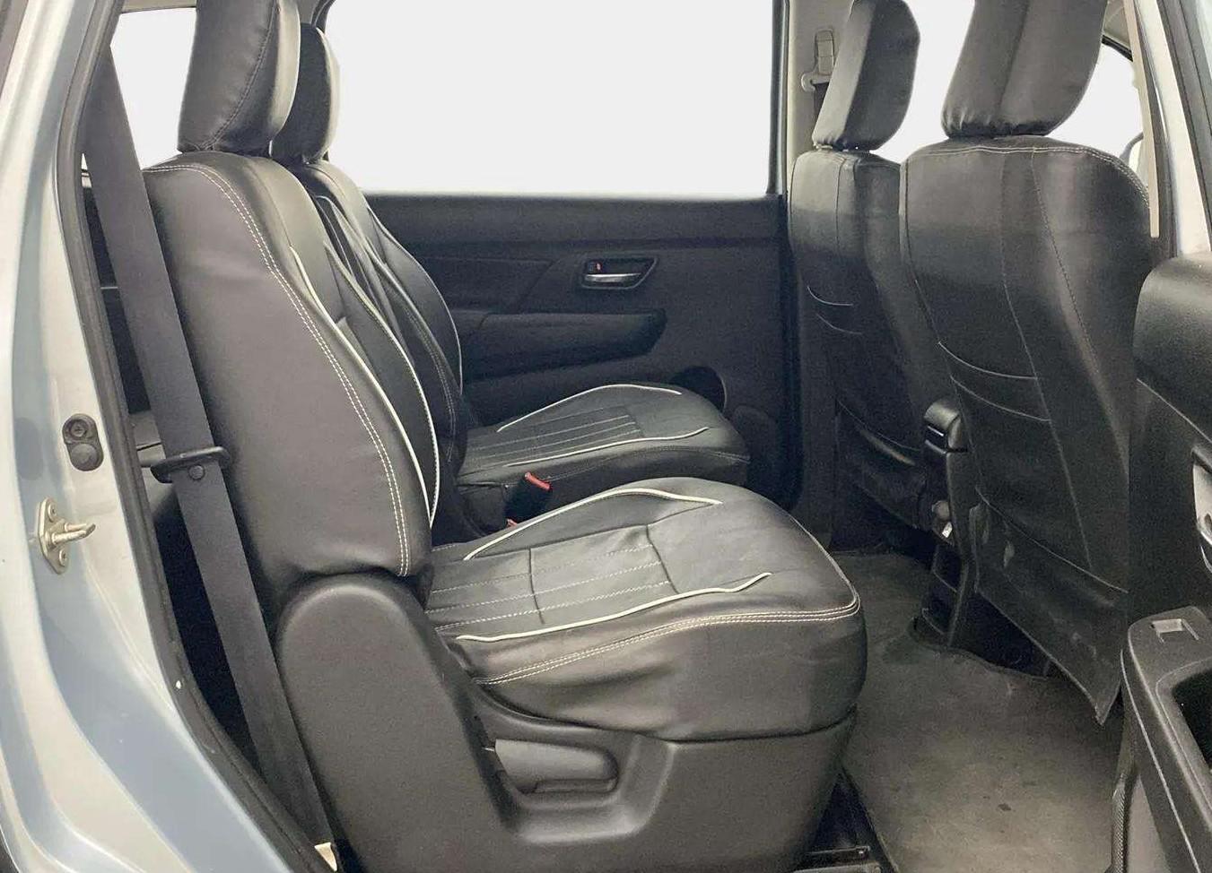 2022 Maruti XL6 ZETA MT, Petrol, Manual, 84,429 km, Right Side Rear Door Cabin