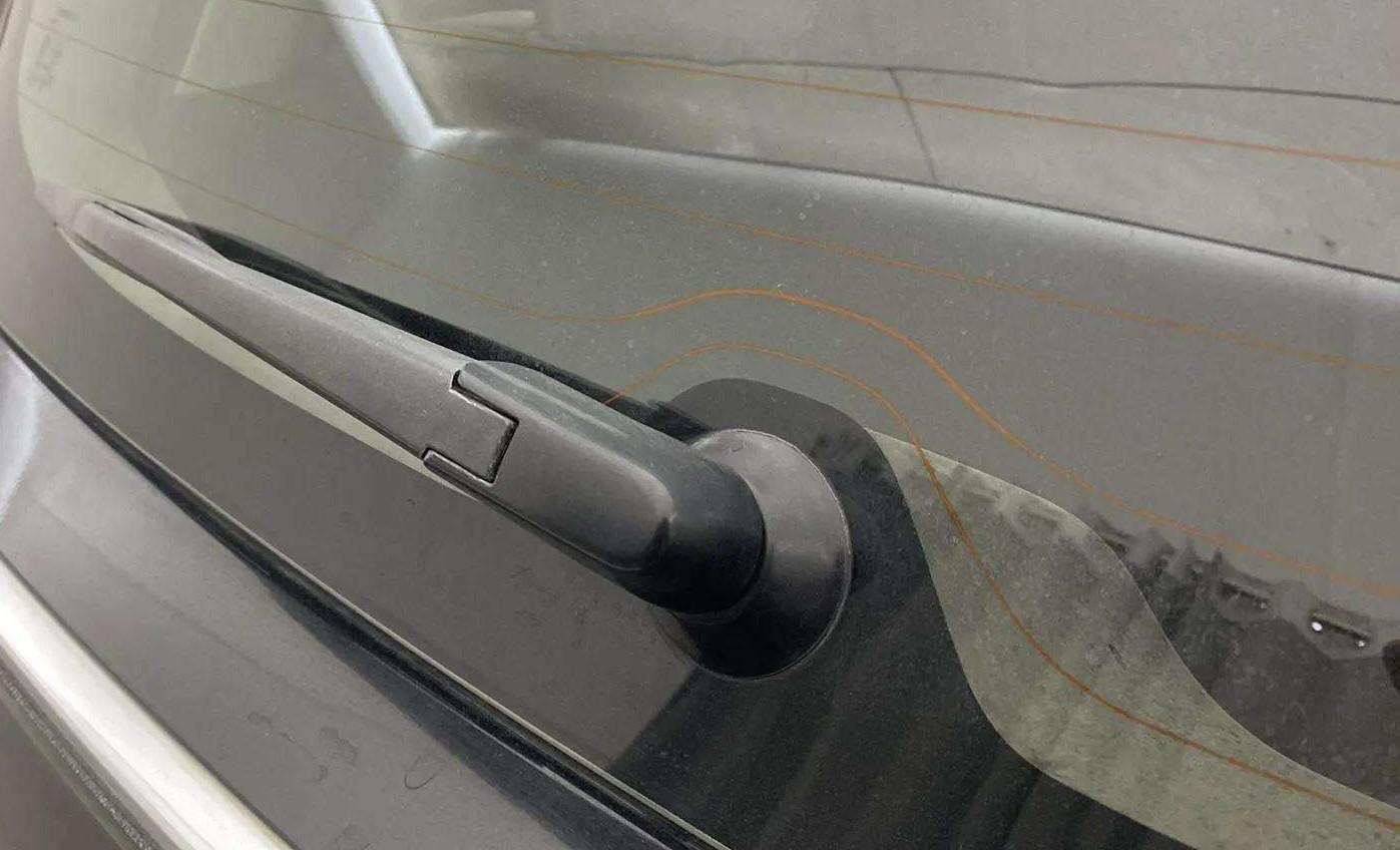 2022 Maruti XL6 ZETA MT, Petrol, Manual, 84,429 km, Rear Wiper