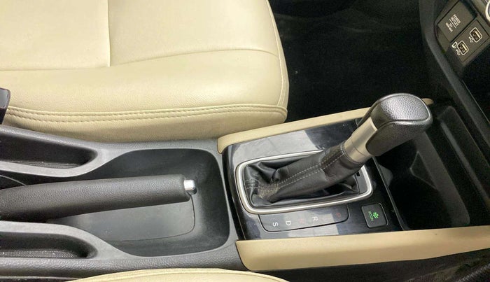 2020 Honda City 1.5L I-VTEC V CVT 5TH GEN, Petrol, Automatic, 75,183 km, Gear Lever