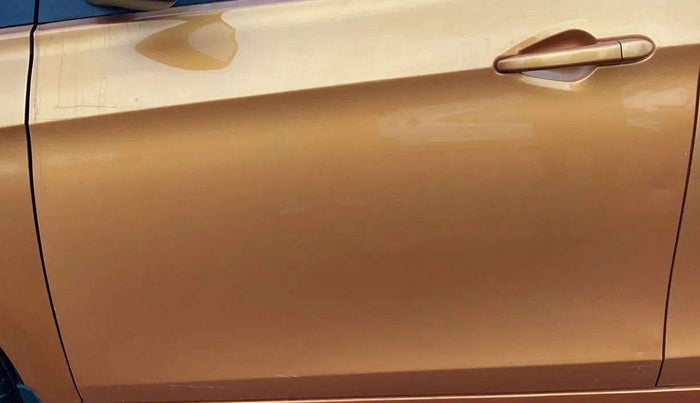 2018 Tata Tiago XZA PETROL, Petrol, Automatic, 77,699 km, Front passenger door - Minor scratches