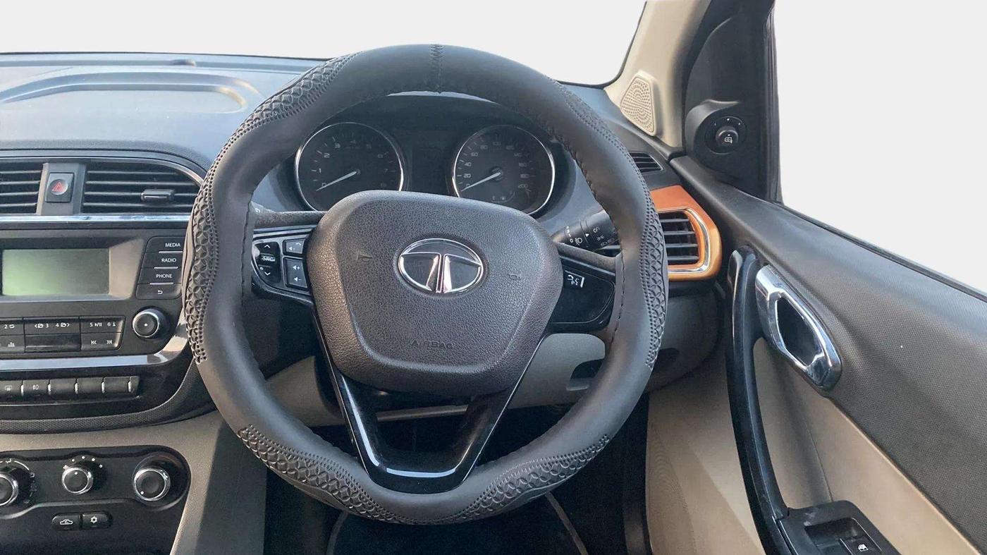 2018 Tata Tiago XZA PETROL, Petrol, Automatic, 77,744 km, Steering Wheel Close Up