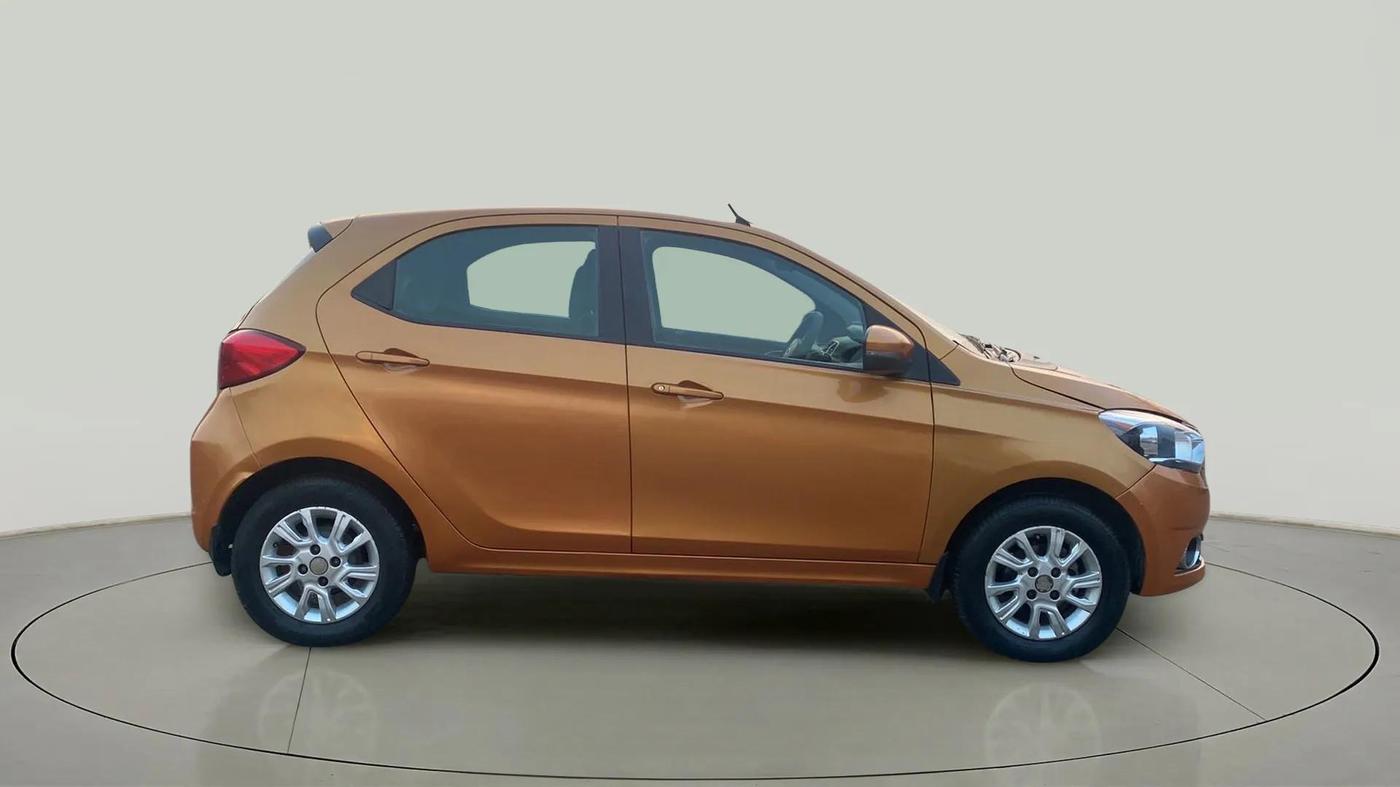 2018 Tata Tiago XZA PETROL, Petrol, Automatic, 77,744 km, Right Side View