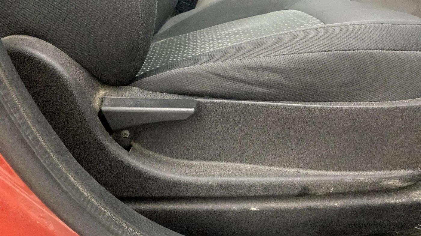 2018 Tata NEXON XM PETROL, Petrol, Manual, 41,410 km, Driver Side Adjustment Panel