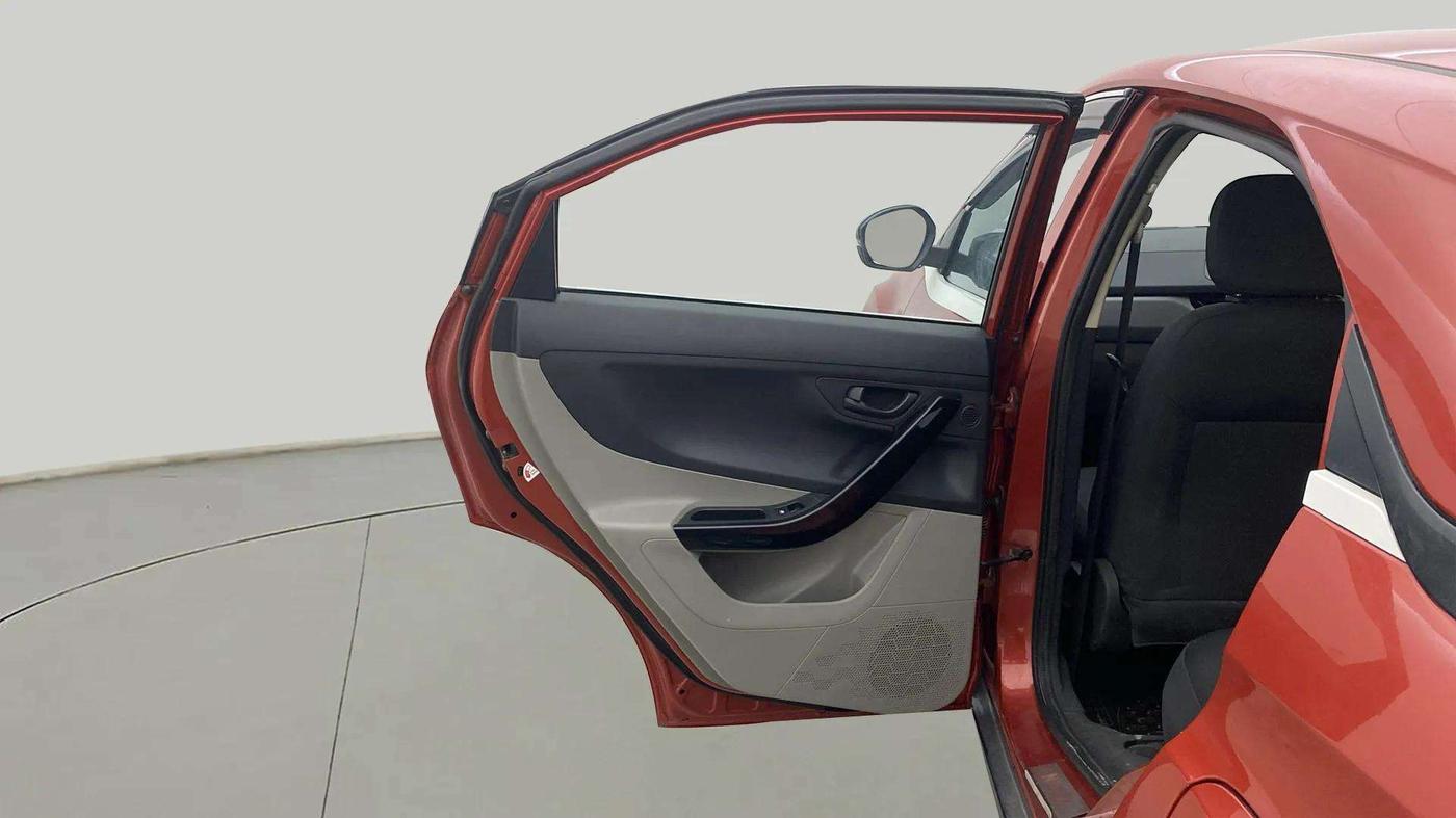 2018 Tata NEXON XM PETROL, Petrol, Manual, 41,410 km, LHS Rear Door