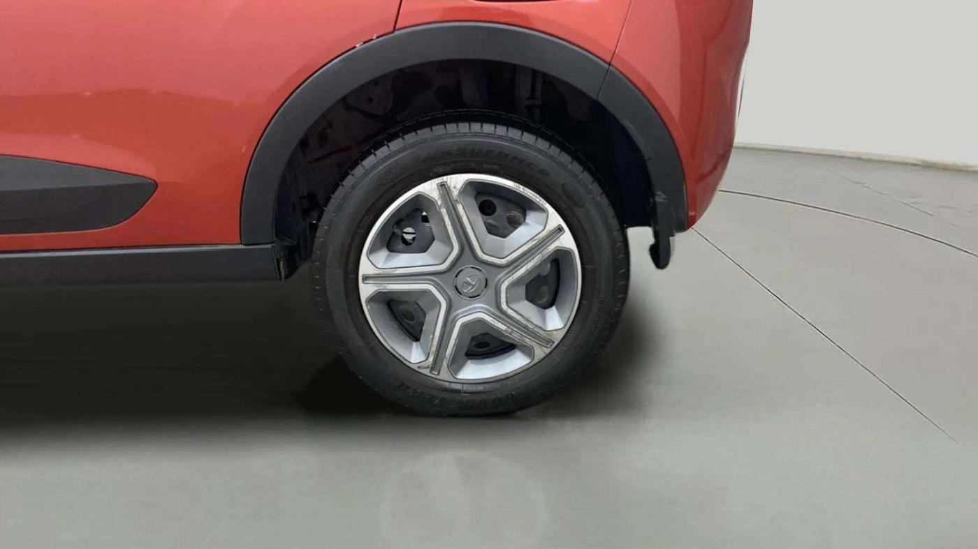 2018 Tata NEXON XM PETROL, Petrol, Manual, 41,410 km, Left Rear Wheel